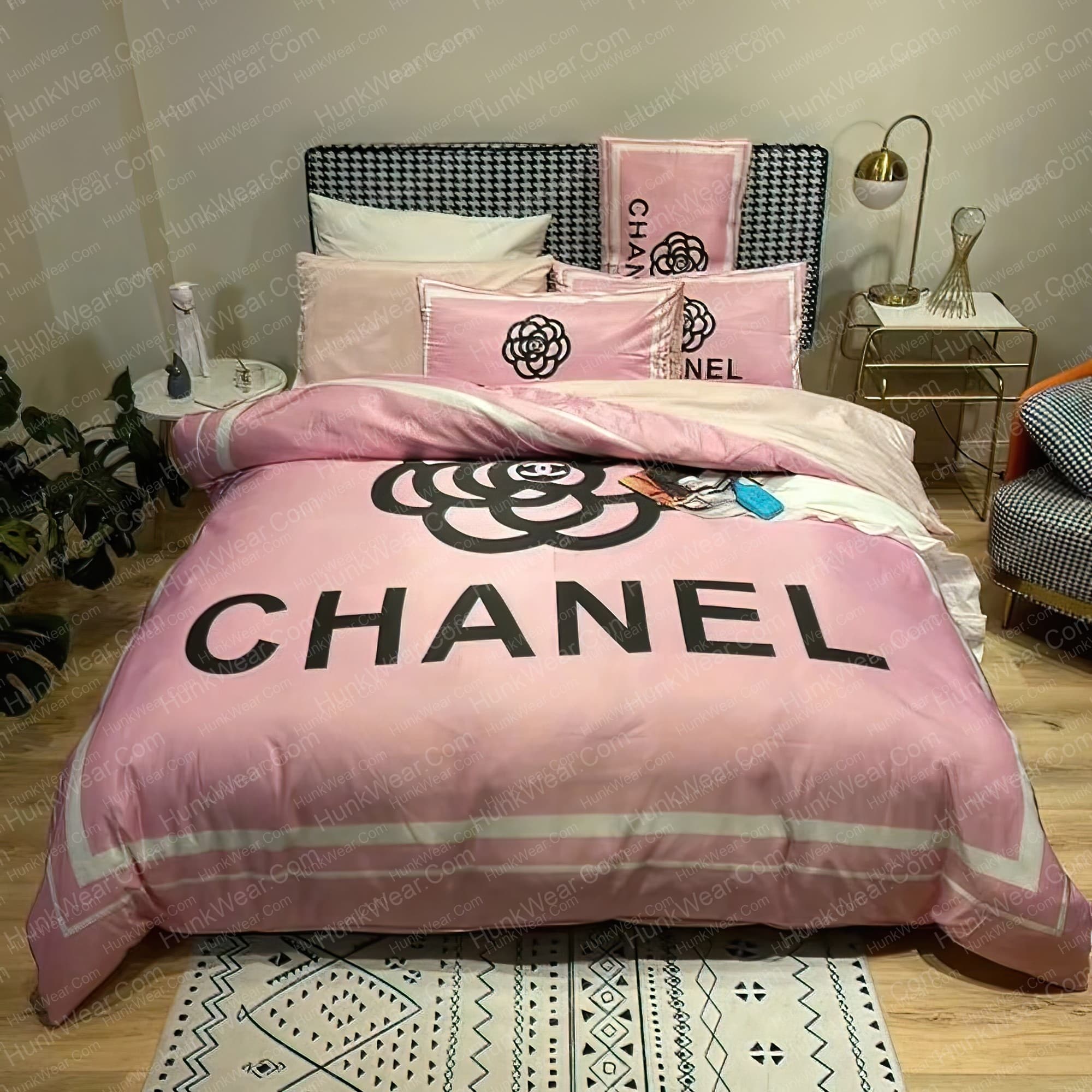 luxury chanel pink bedding set